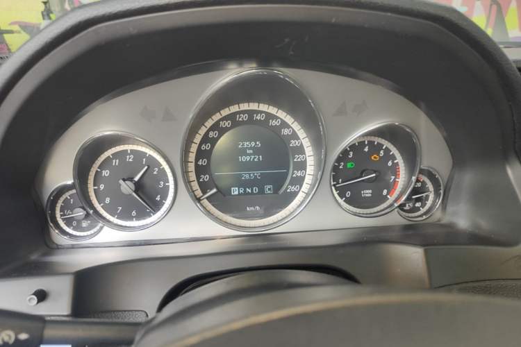 Used Mercedes-Benz E-Class 2010 E 260 CGI Convertible Instrument Cluster