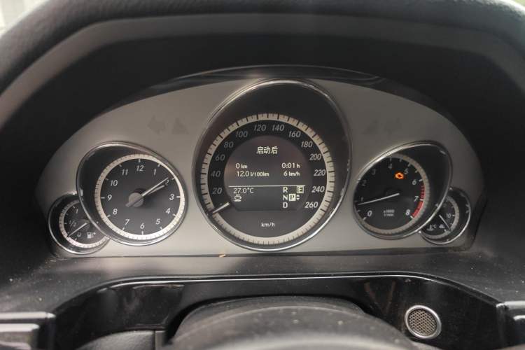 Used Mercedes-Benz E-Class 2010 E 300 L Fashion Model Instrument Cluster