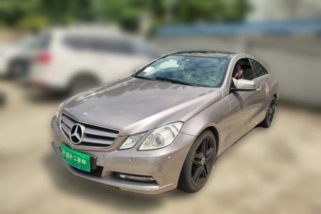 Ojetý Mercedes-Benz E-Class 2010 E 260 CGI Coupe
