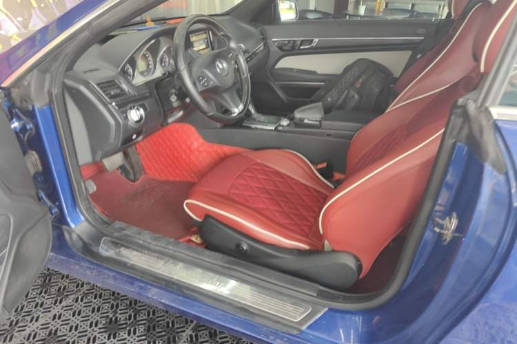 Used Mercedes-Benz E-Class 2010 E 260 CGI Convertible Left Front Seat