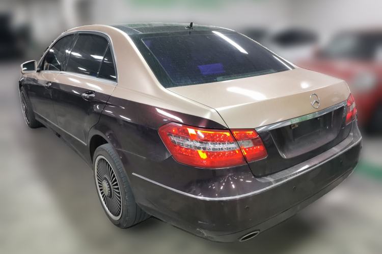 Used Mercedes-Benz E-Class 2010 E 300 L Fashion Model Rear Left 45 Deg