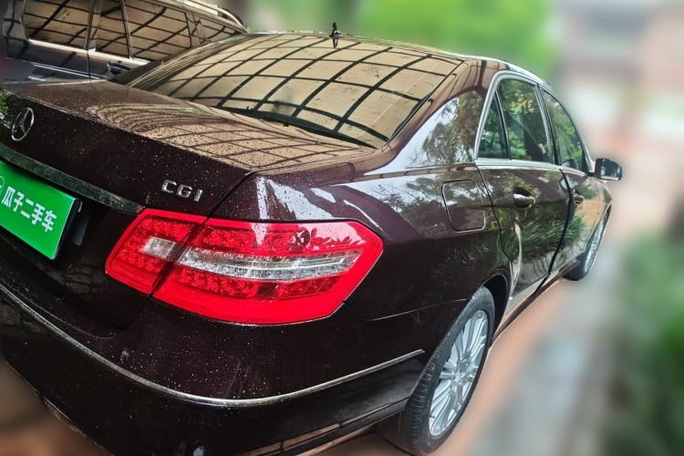 Used Mercedes-Benz E-Class 2010 E 200 CGI Elegant Model Rear Right 45 Deg