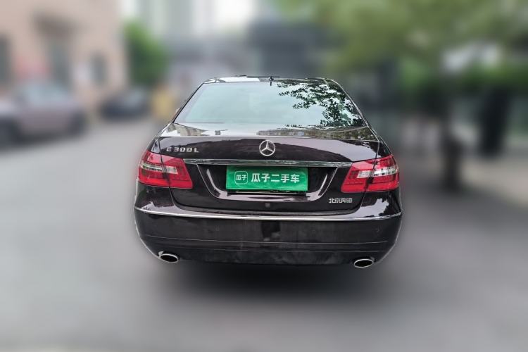 Used Mercedes-Benz E-Class 2010 E 300 L Fashion Model Rear