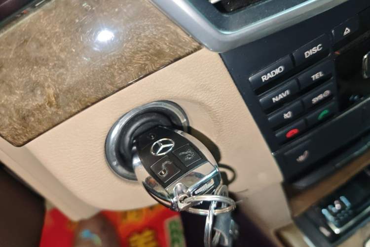 Used Mercedes-Benz E-Class 2010 E 200 CGI Elegant Model Vehicle Key