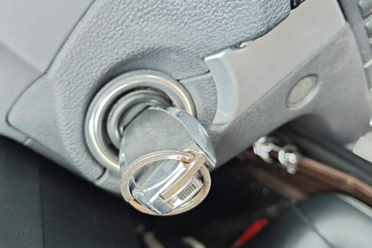 Used Mercedes-Benz E-Class 2010 E 260 CGI Coupe Vehicle Key