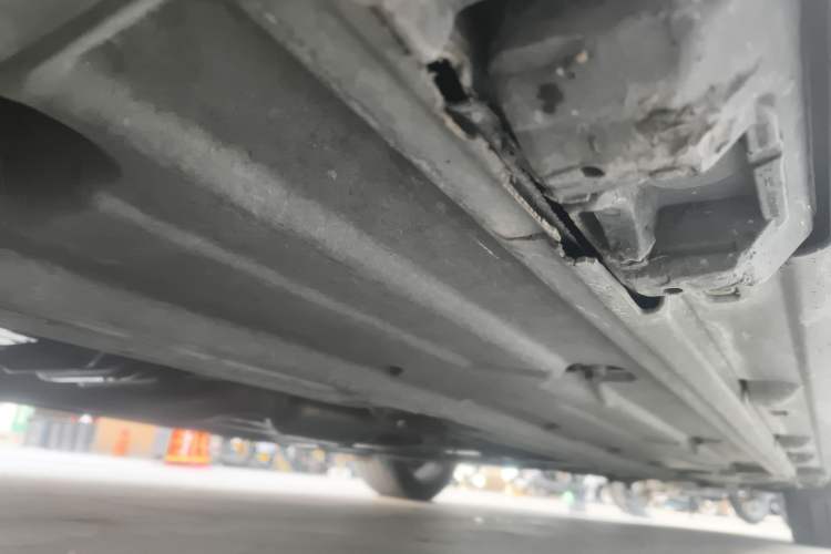 Used Mercedes-Benz E-Class 2010 E 260 CGI Coupe Chassis Front Left