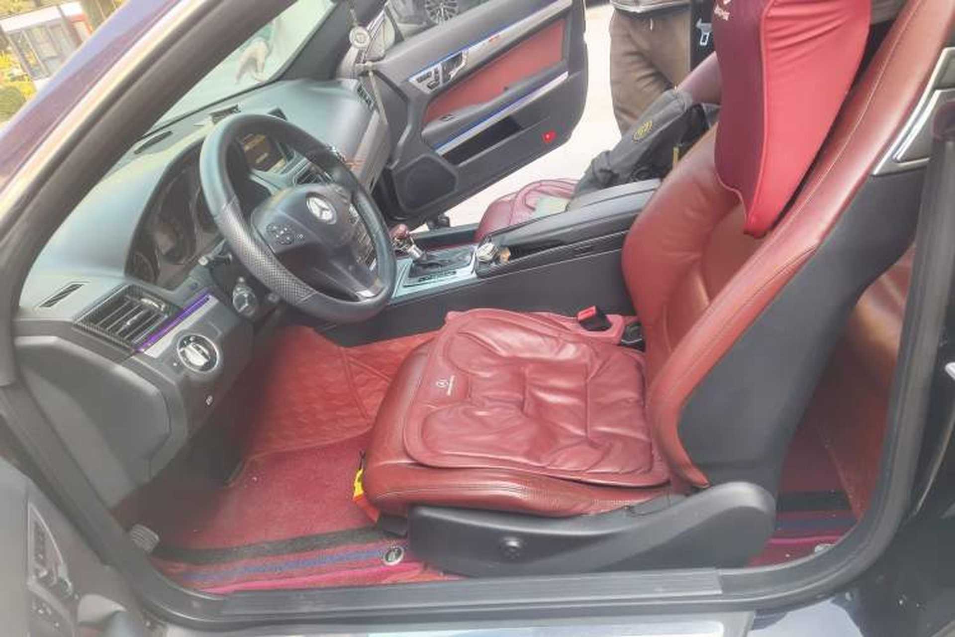 Used Mercedes-Benz E-Class 2010 E 260 CGI Coupe Left Front Seat
