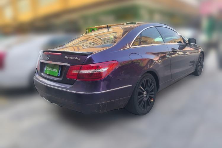 Used Mercedes-Benz E-Class 2010 E 260 CGI Coupe Rear Right 45 Deg