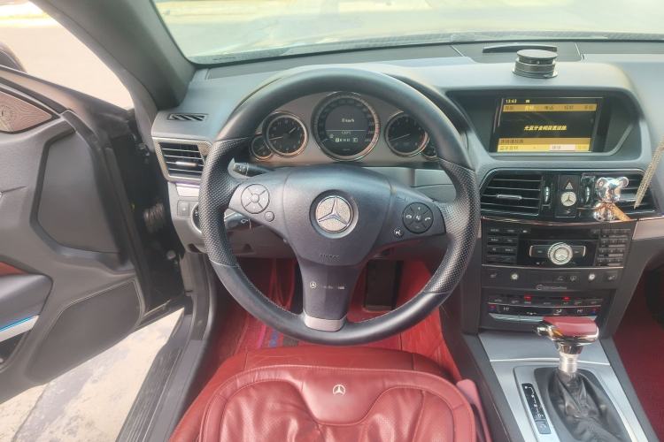 Used Mercedes-Benz E-Class 2010 E 260 CGI Coupe Steering Wheel