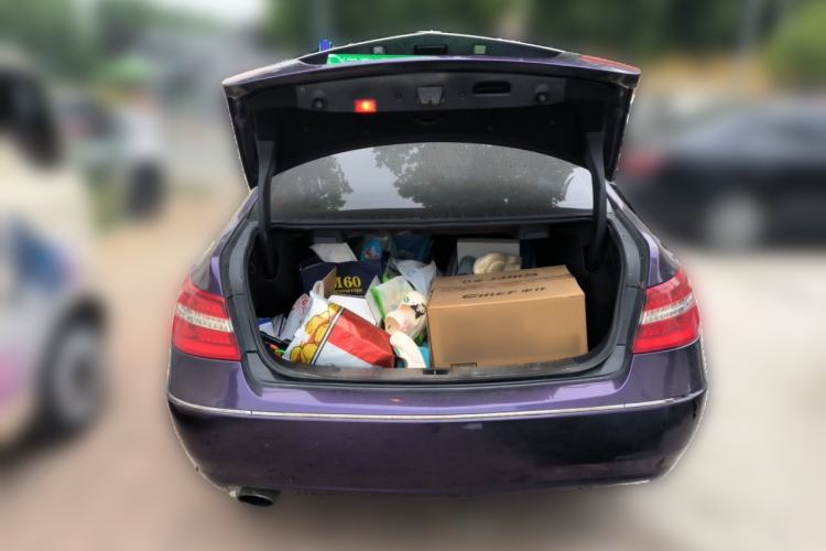 Used Mercedes-Benz E-Class 2010 E 260 CGI Coupe Trunk