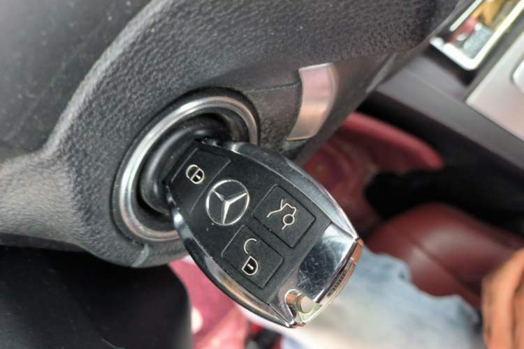 Used Mercedes-Benz E-Class 2010 E 260 CGI Coupe Vehicle Key