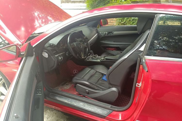 Used Mercedes-Benz E-Class 2010 E 260 CGI Coupe Driver Seat