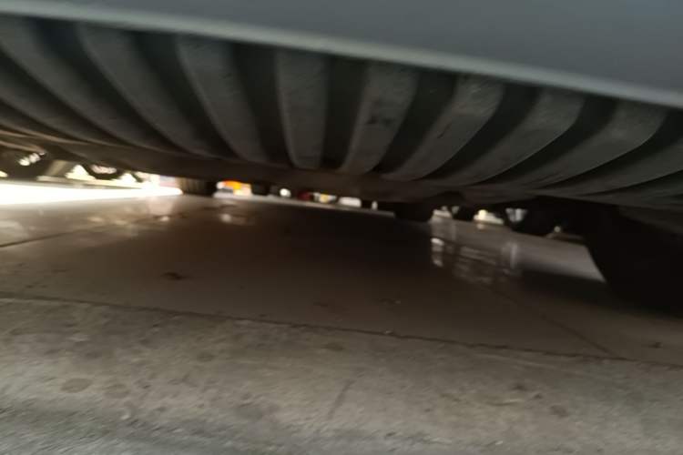 Used Mercedes-Benz E-Class 2010 E 300 L Fashion Model Chassis Front