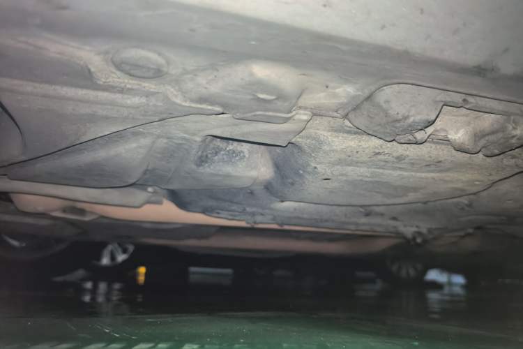 Used Mercedes-Benz E-Class 2010 E 300 Fashion Luxury Edition Chassis Front Left
