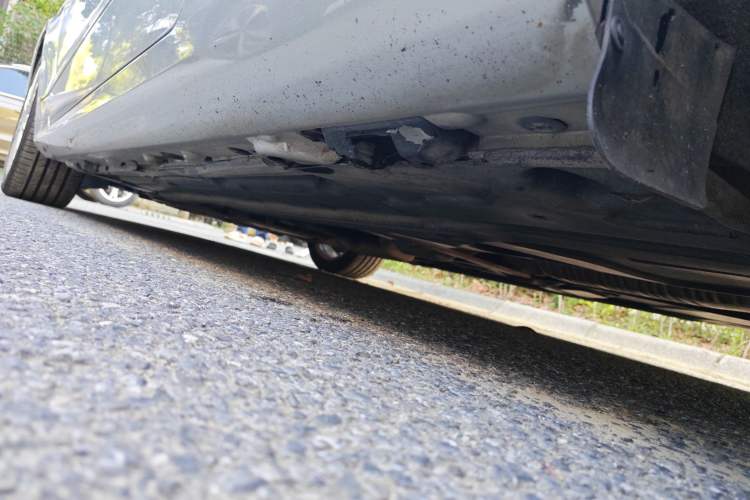 Used Mercedes-Benz E-Class 2010 E 260 CGI Coupe Chassis Rear Left