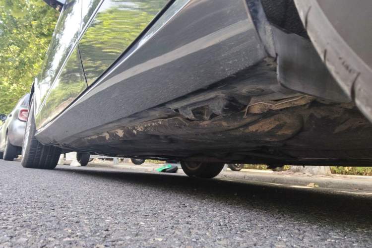 Used Mercedes-Benz E-Class 2010 E 300 Elegant Luxury Edition Chassis Rear Left