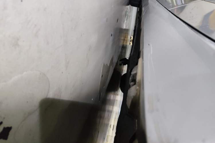 Used Mercedes-Benz E-Class 2010 E 260 CGI Fashion Model Chassis Rear Left