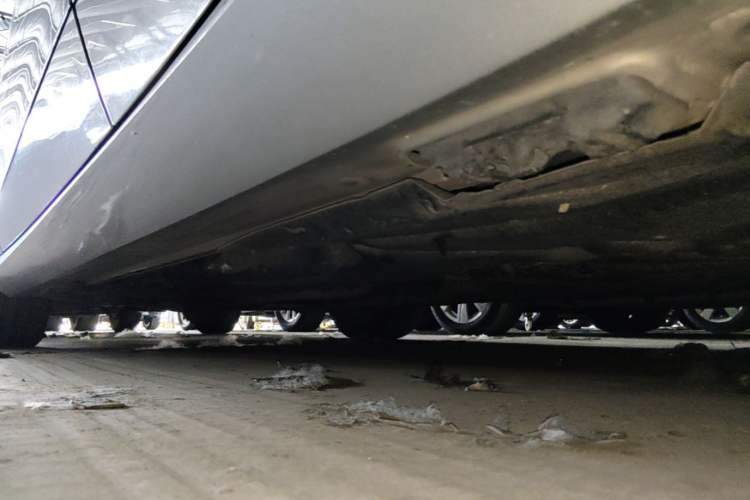 Used Mercedes-Benz E-Class 2010 E 300 Fashion Luxury Edition Chassis Rear Left