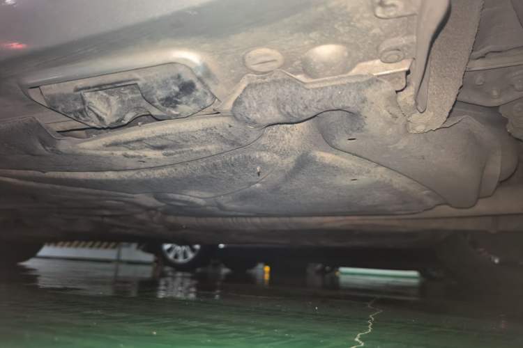 Used Mercedes-Benz E-Class 2010 E 300 Fashion Luxury Edition Chassis Rear Left