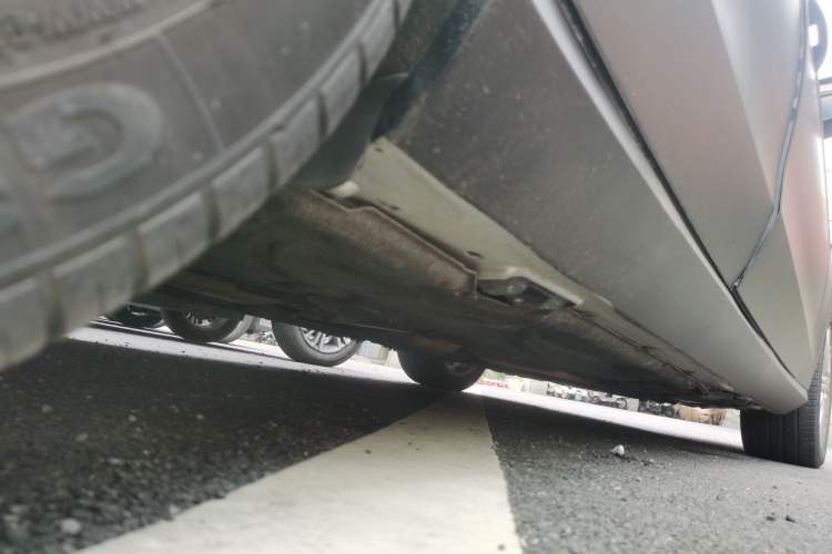 Used Mercedes-Benz E-Class 2010 E 260 L CGI Elegant Model Chassis Rear Right
