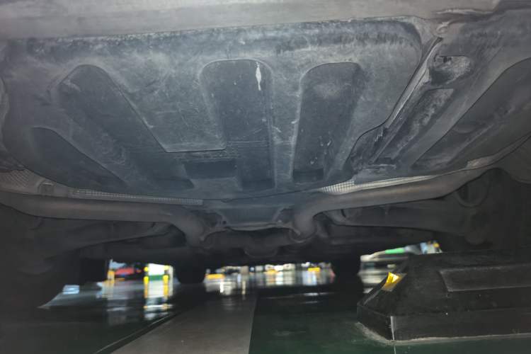 Used Mercedes-Benz E-Class 2010 E 300 Fashion Luxury Edition Chassis Rear