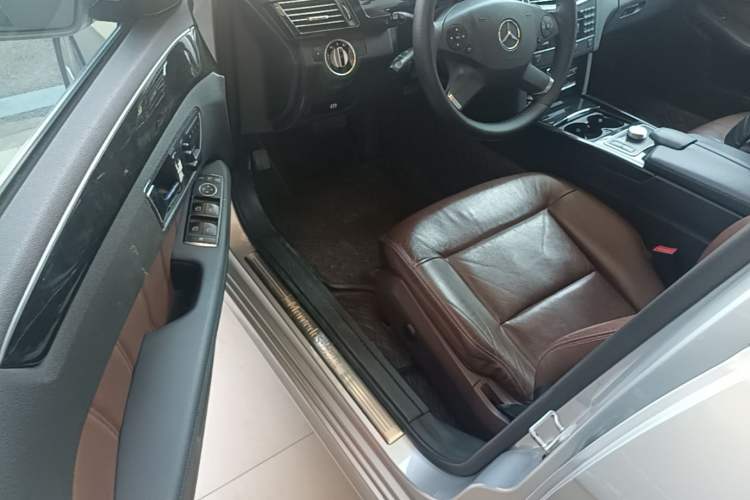 Used Mercedes-Benz E-Class 2010 E 300 L Fashion Model Driver Seat
