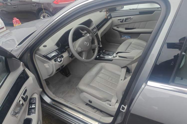 Used Mercedes-Benz E-Class 2010 E 200 CGI Elegant Model Driver Seat
