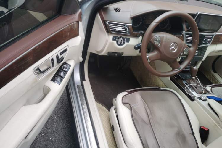 Used Mercedes-Benz E-Class 2010 E 260 L CGI Elegant Model Driver Seat