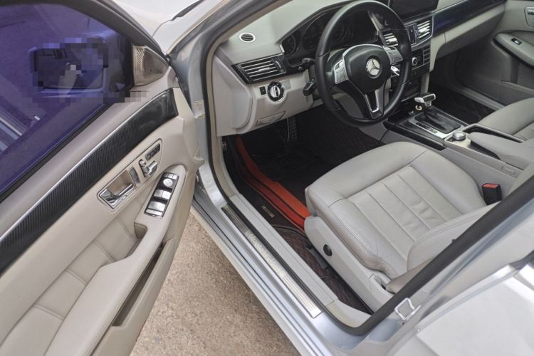 Used Mercedes-Benz E-Class 2010 E 200 CGI Elegant Model Driver Seat
