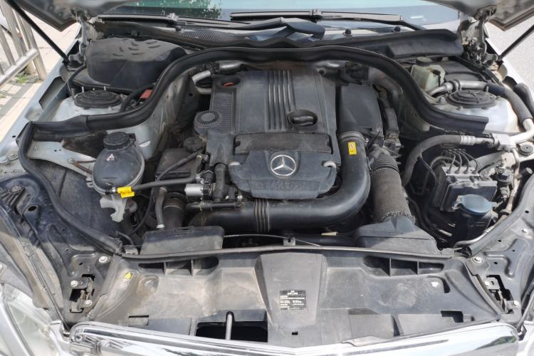 Used Mercedes-Benz E-Class 2010 E 200 CGI Elegant Model Engine Bay