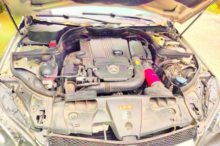 Used Mercedes-Benz E-Class 2010 E 260 CGI Coupe Engine Bay