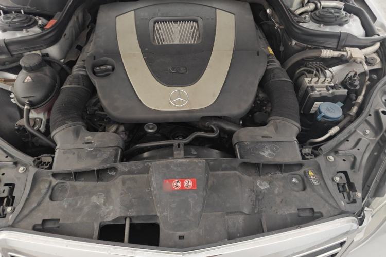 Used Mercedes-Benz E-Class 2010 E 300 Elegant Luxury Edition Engine Bay