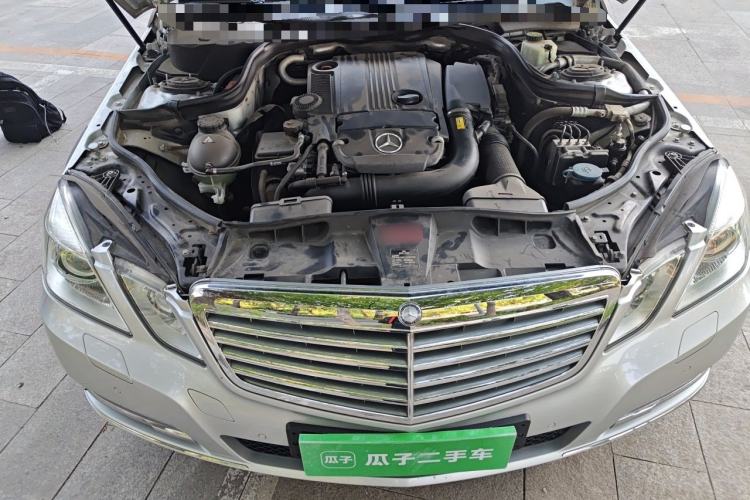 Used Mercedes-Benz E-Class 2010 E 200 CGI Elegant Model Engine Bay