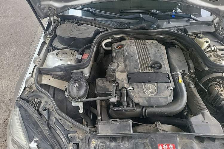 Used Mercedes-Benz E-Class 2010 E 260 L CGI Elegant Model Engine Bay Right