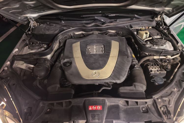 Used Mercedes-Benz E-Class 2010 E 300 Fashion Luxury Edition Engine Bay