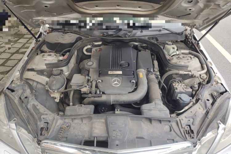 Used Mercedes-Benz E-Class 2010 E 260 L CGI Elegant Model Engine Bay