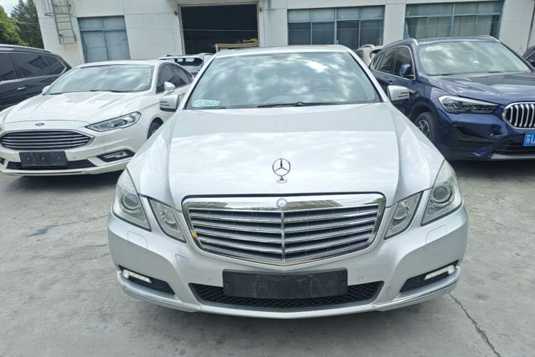 Used Mercedes-Benz E-Class 2010 E 200 CGI Elegant Model Front