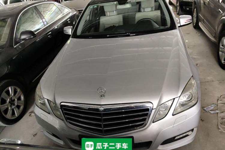 Used Mercedes-Benz E-Class 2010 E 300 Fashion Luxury Edition Front