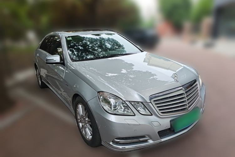 Used Mercedes-Benz E-Class 2010 E 260 L CGI Elegant Model Front Right 45 Deg