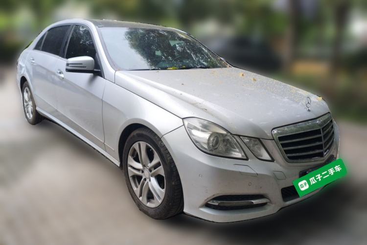 Used Mercedes-Benz E-Class 2010 E 300 L Fashion Model Front Right 45 Deg