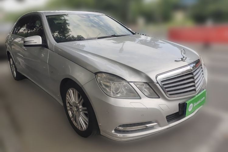 Used Mercedes-Benz E-Class 2010 E 260 L CGI Elegant Model Front Right 45 Deg