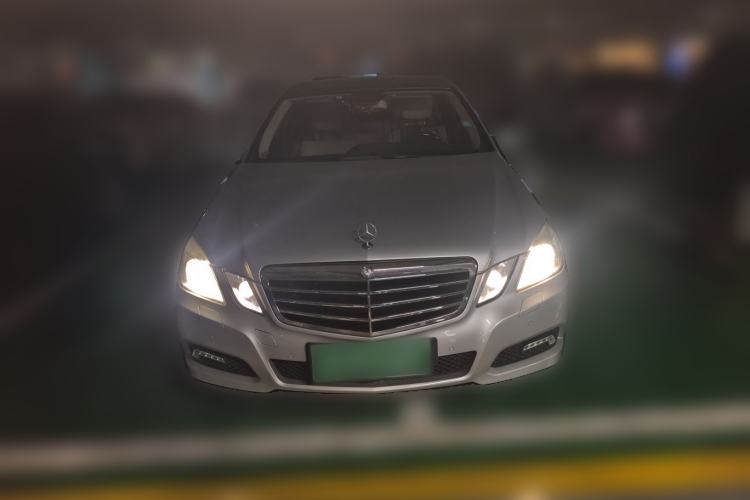 Used Mercedes-Benz E-Class 2010 E 300 Fashion Luxury Edition Front
