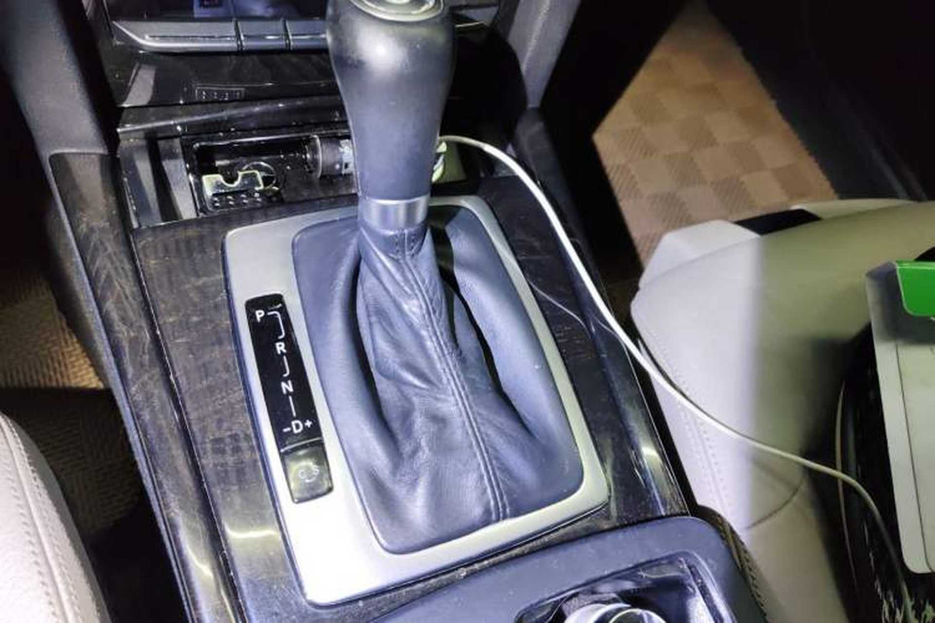 Used Mercedes-Benz E-Class 2010 E 260 CGI Fashion Model Gear Lever