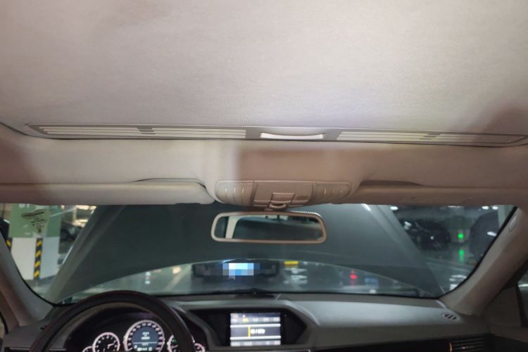 Used Mercedes-Benz E-Class 2010 E 200 CGI Elegant Model Headliner