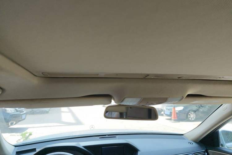Used Mercedes-Benz E-Class 2010 E 260 CGI Fashion Model Headliner