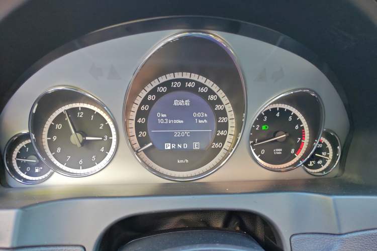 Used Mercedes-Benz E-Class 2010 E 260 CGI Coupe Instrument Cluster