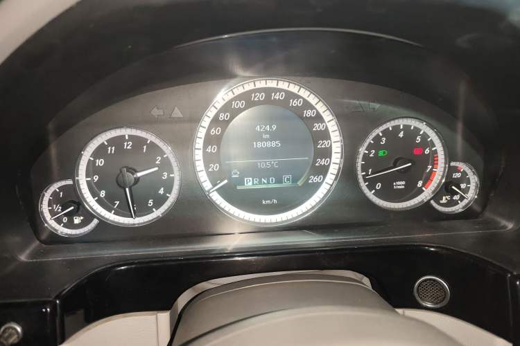 Used Mercedes-Benz E-Class 2010 E 200 CGI Elegant Model Instrument Cluster