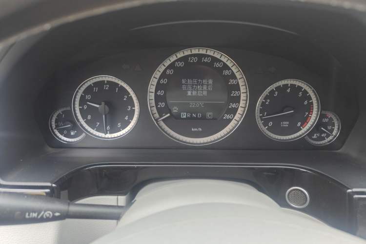 Used Mercedes-Benz E-Class 2010 E 200 CGI Elegant Model Instrument Cluster