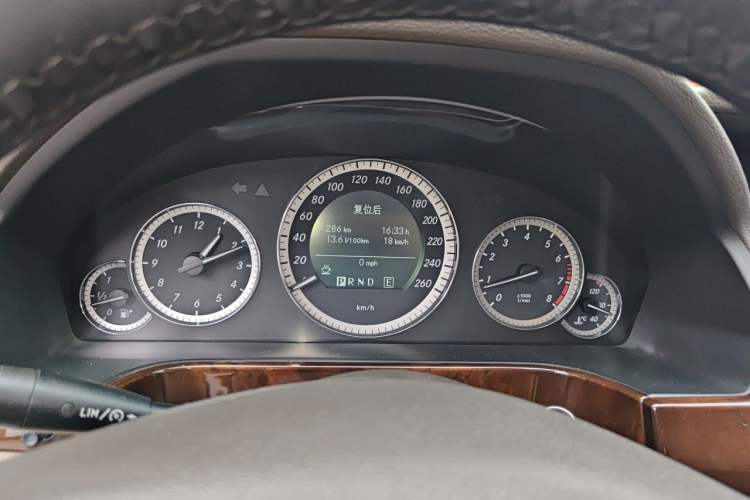 Used Mercedes-Benz E-Class 2010 E 260 L CGI Elegant Model Instrument Cluster
