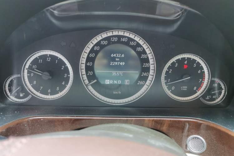 Used Mercedes-Benz E-Class 2010 E 260 L CGI Elegant Model Instrument Cluster
